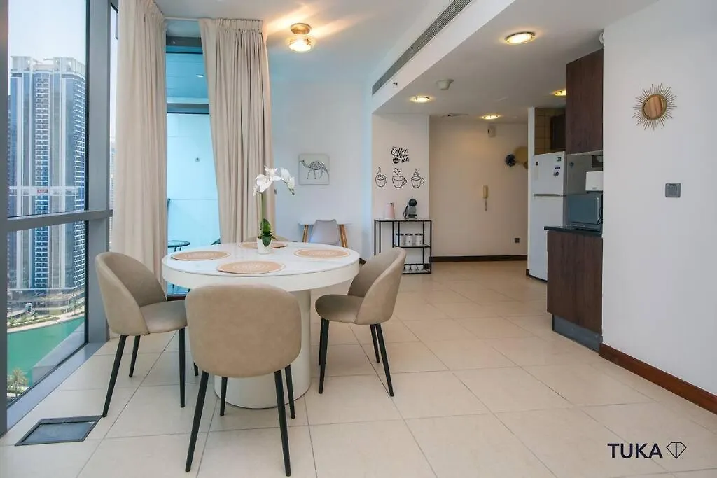 Apartment Skyline & Lake Views - Home Cinema - 1-Bhk - Prime Location Dubai