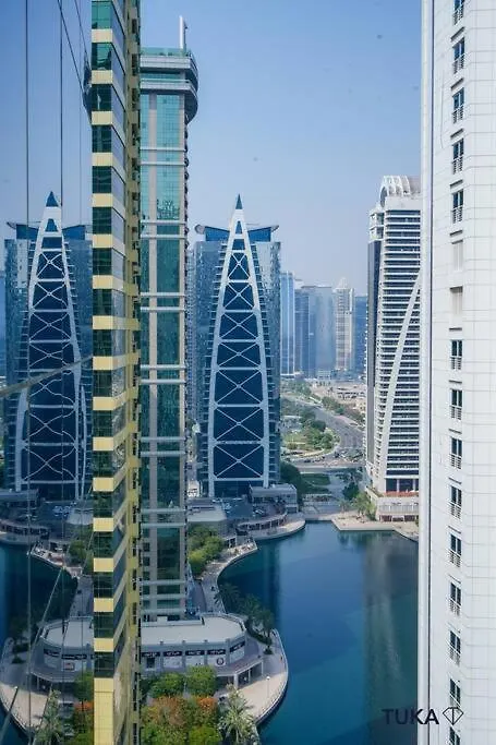 Skyline & Lake Views - Home Cinema - 1-Bhk - Prime Location Dubai United Arab Emirates