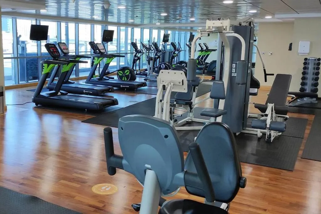 Skyline & Lake Views - Home Cinema - 1-Bhk - Prime Location Dubai